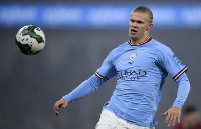 ޕްރިމިއާ ލީގު އަލުން ފަށަނީ، ފަސް ޕޮއިންޓުގެ ލީޑަކާ އެކު އެއް ވަނައިގައި އާސެނަލް