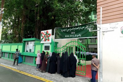 އަރަބިއްޔާގައި ޓީޗަރުން ހަމަނުވާތީ ޑރ.ޝަހީމްވެސް ކަންބޮޑުވުން ފާޅުކުރައްވައިިފި