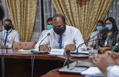 ދިވެހިންނަށް އިސްކަންދޭ ރިސޯޓުތަކަށް ޓެކްސްގެ ލުއި ދޭންްޖެހޭ: އަލީ ވަހީދު