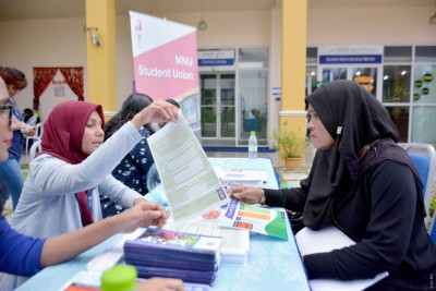 ގައުމީ ޔުނިވަސިޓީގެ ވަން ސްޓޮޕް އެޑްމިޝަން ފަސް ކެމްޕަހެއްގައި ބާއްވަނީ
