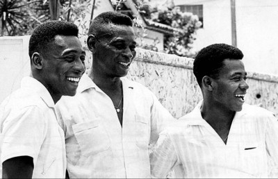 ބައްޕަ އަށް ޕެލޭ ވީ ވައުދު: ފެށުނީ ވެސް، ނިމުނީ ވެސް ކަރުނައިން