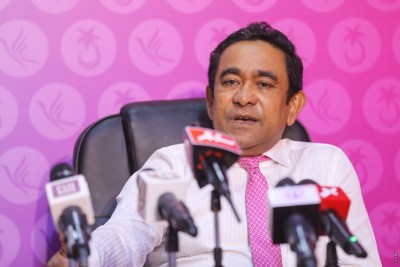 އަޅުގަނޑަށް ތާއީދު ކުރާ މެމްބަރުން އަމިއްލަ ގޮތުން ވާދަކުރުމަށް ނޭދެން: ރައީސް ޔާމީން
