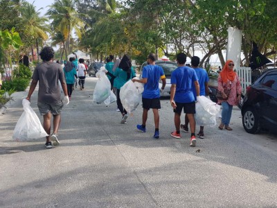"ޒީރޯ ޕްލާސްޓިކް ރަން" އިން 700 ކިލޯގެ ޕްލާސްޓިކް ނަގައިފި