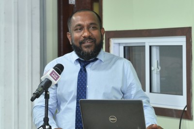 އެވިޑް ކޮލެޖުގެ ވައިސް ރެކްޓާއަކަށް ޑރ. އިބްރާހިމް ލަތީފް