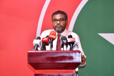 ޝަރުއީ ނިޒާމް އޮތީ ވަރަަށް ފުރިހަމަކޮށް، އިސްލާހުކުރާކަށް ނުޖެހޭ: ފަރުހާދު