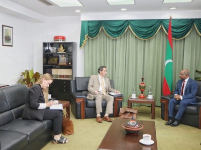 އީޔޫގެ ސަފީރު ފޮރިން މިނިސްޓަރުގެ އަރިހަށް އިހްތިރާމްގެ ޒިޔާރަތެއް ކުރައްވައިފި