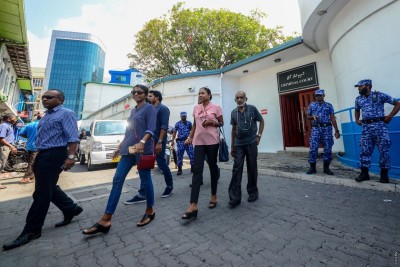 އެނގެމުން މިދަނީ ޝަރުއީ ދާއިރާ އިސްލާހުކުރަން އުޅެނީ ހަމައެކަނި އެމްޑީޕީންކަން: އީވާ