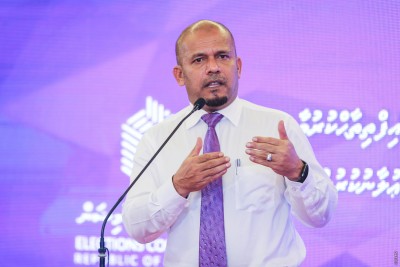 މަޖިލިސް އިންތިހާބުގައި ވާދަކުރަނީ 360 ފިރިހެނުންނާއި 35 އަންހެނުން