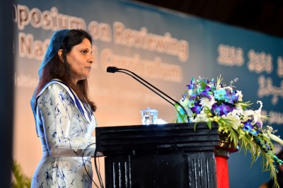 ބުލީ ކުރުމުގެ ސަގާފާތް ނެތިކޮށްލަން ޖެހޭ: ފަސްޓް ލޭޑީ