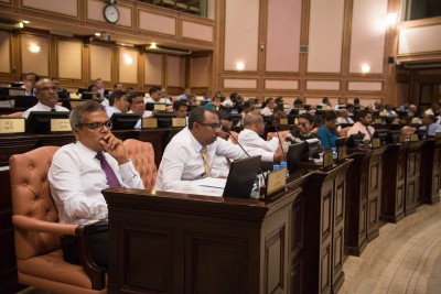 ކޮރަޕްޝަން ހާމަ ކުރާ ފަރާތްތަކަށް ހިމާޔަތްދޭ ބިލަށް އާންމުންގެ ހިޔާލު ހޯދުމަށް ހުޅުވާލައިފި