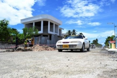 އައްޑޫގައި އިންޑިއާ މީހަކު ޒަހަމްކޮށްލައިފި