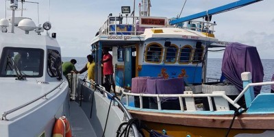 ރާއްޖޭގެ ކަނޑުގެ ސަރަހައްދުން ބޭރުގެ ދެ މަސް ބޯޓު އަތުލައިގެންފި