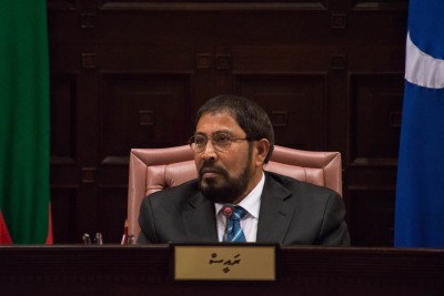 ދެ ކޮމިޝަނުގެ ބިލަށް ވޯޓަށް ނާހައި އެޖެންޑާއިން ނަގައިފި