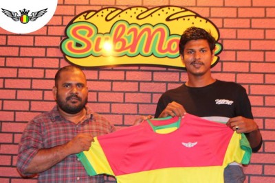 ހުނަރުވެރި ވިންގް އާއްކޮ ދަ ގްރާންޑޭއަށް ސޮއި ކޮށްފި
