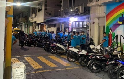 އާރުސީސީގެ ބިދޭސީން މުޒާހަރާ ކުރި ކަމަށް ބުނެ ދޮގު މައުލޫމާތު ފެތުރުމުން މައްސަލަ ފުލުސް އޮފީހަށް