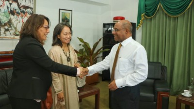 ފޮރިން މިނިސްޓަރު އދ. ގެ ހިއުމަން ރައިޓްސްގެ ވަފުދަކާ ބައްދަލުކުރައްވައިފި