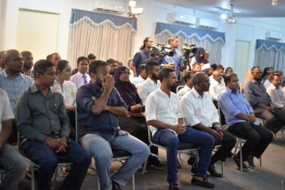 މަޖިލިސް އިންތިހާބުގައި ވާދަ ކުރަނީ 390 ކެންޑިޑޭޓުން