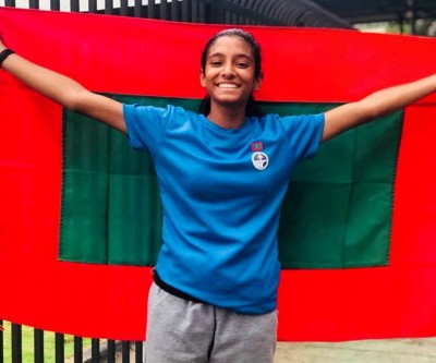 400 މީޓަރު ދުވުމުގެ ރެކޯޑު ހިމްނާ އާކޮށްފި