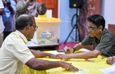 ވޯޓު ގަޑުބަޑު ކުރާ މީހުންނަށް ފިޔަވަޅު އަޅަން ނަޝީދު ގޮވާލައިފި
