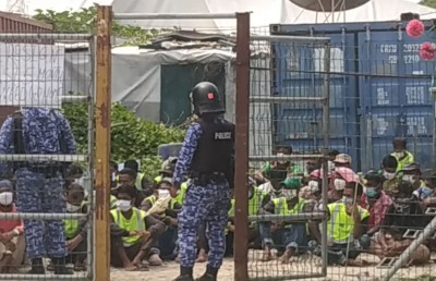 އައިލެންޑް އެކްސްޕާޓުގެ ބިދޭސީންގެ ހަމަނުޖެހުން ބޮޑުވެ، ފުލުހުންނަށް ހަމަލަދީފި