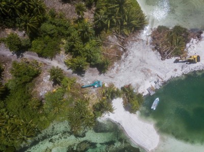 ލ. މެންދޫއިން ރުއް އުފުރައިގެން އެނބޫދޫފަޅަށް ގެންދާ މައްސަލައެއް ފެންމަތިވެއްޖެ