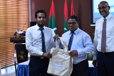 ޕްލާސްޓިކް ބޭނުންކުރުން މަދުކުރުުމުގެ ޕްލޭންތައް ދަނީ ހަދަމުން: މިނިސްޓަރު