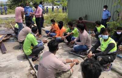 އައިލެންޑް އެކްސްޕާޓުގެ ބިދޭސީންގެ ހަމަނުޖެހުން ބޮޑުވެ، ފުލުހުންނަށް ހަމަލަދީފި