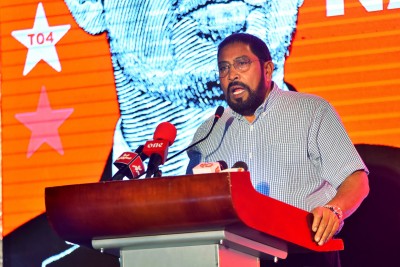 މަޖިލީހުގައި ތިބެންވީ މިލިޔަނަރުން، އެއިރުން ރިޝްވަތެއް ނުނަގާނެ: ގާސިމް
