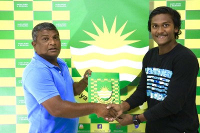 ދާދު މާޒިޔާގައި އިތުރު ތިން އަހަރު މަޑު ކުރަމަށް ނިންމައިފި
