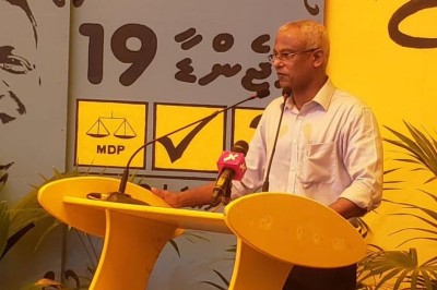 ކޮމިޝަންތައް ހަދަން ޖެހުނީ މުއައްސަސާތަކަށް އިތުބާރު ނެތުމުން: ރައީސް