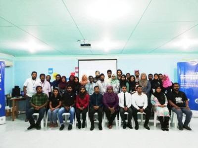 ރާއްޖޭގެ ތިން ސަރަހައްދެއްގައި ޔޫތު އެންޓާޕްރަނާސް ފޯރަމް ބާއްވައިފި
