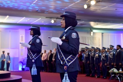 އަންހެން ފުލުހުންނަށް ހަ މަސް ދުވަހުގެ މެޓާނިޓީ ލީވް ދޭން ނިންމައިފި