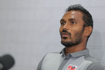 ކޮންމެ ބަޔަކު އަޔަސް އެހީވާނަން: އަޑުބަރޭ