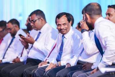 ގައްދޫ ރަޝީދު އެދެނީ ދާއިރާގެ މުސްތަގުބަލު މަދު ފައިސާ ކޮޅަކަށް ނުވިއްކުމަށް!