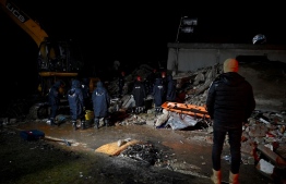 ބިންހެލުމުގައި ހާލުގައި ޖެހުނު މީހުންނަށް އެހީވާން ދިވެހި ރެޑް ކްރެސެންޓުން ފަންޑެއް ހުޅުވައިފި