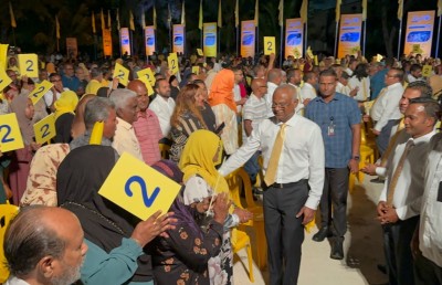 ރައީސްއާ ރިޔާސީ ޓިކެޓް ހަވާލުކުރުމުގެ ޖަލްސާ ހުކުރުދުވަހުގެ ރޭ