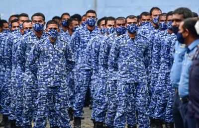 މި އަހަރު 12 ފުލުހަކު ވަޒީފާއިން ވަކިކުރި