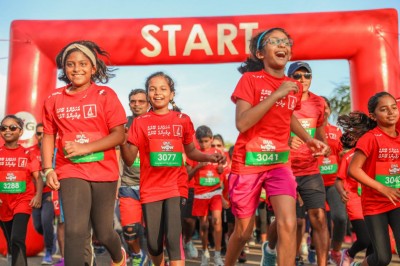 ބީއެމްއެލް ވައު ކިޑްސް ރަން ބާއްވައި އާކް އަށް ލައްކައަކަށް ވުރެ ބޮޑު އެހީއެއް