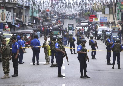 ލަންކާގައި ސޯޝަލް މީޑިއާ ބޭނުން ކުރެވޭ ގޮތް ހަދަން ރައީސް އަމުުރު ކުރައްވައިފި