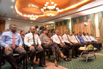 މުސާރަތަކާއި އިނާޔަތްތައް މައިތިރިނުކޮށް ވާކަށް ނެތް!