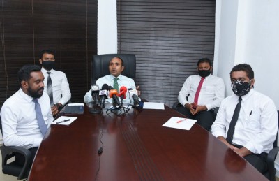 ވީޑިއޯ ކޮންފަރެންސް އިން ނޫން ގޮތަކަށް ޔާމީނާ ބައްދަލު ކުރަން ފުރުސަތެއް ނުދޭ: ވަކީލުން