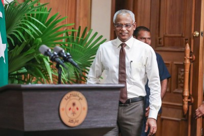 ނޫސްވެރިންގެ ކަރަށް ބާރުކޮށް ގާނޫނު ނުހަދާނަން: ރައީސް