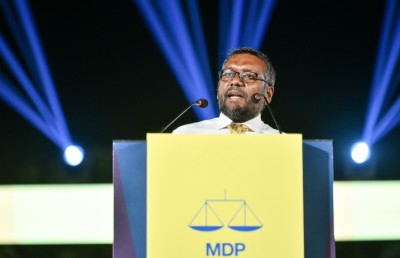 ކުރީގެ އަނިޔާތައް އެއް ބަޔަކު މިހާރު ހަނދާނެއް ނެތް: ފައްޔާޒް