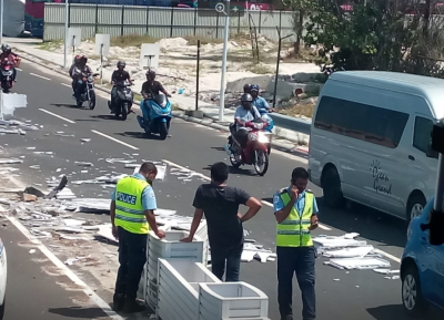 ހައިވޭ އެކްސިޑެންޓެއްގައި އަނެއްކާ ވެސް ޑިވައިޑަރުތައް ފުނޑުފުނޑު