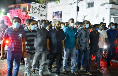 އެއްވުންތައް ނުބޭއްވުމަށާއި މާސްކް ނާޅައި ނޫޅެން ފުލުހުން އަންގައިފި