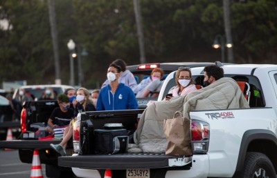 ކޮވިޑް-19: އަނެއްކާވެސް ރެކޯޑް އަދަދަކަށް މީހުން ޕޮޒިޓިވްވި ދުވަހެއް