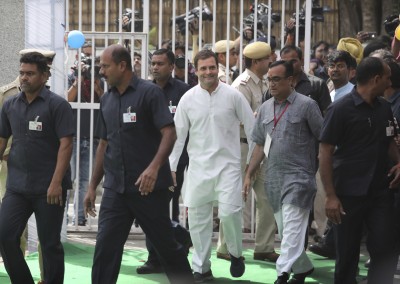 އިންޑިއާގެ އާއްމު އިންތިހާބުގެ ހަވަނަ ފިޔަވަހީގެ ވޯޓުލުން ކުރިއަށް