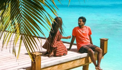 މި ދެމަފިރިންގެ ދަތުރުތަކުން ހާސް ލޯތްބާއި ފިލާވަޅު!