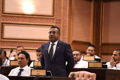 ސިޔާސީ ނުފޫޒުން އެއްކިބާ ކުރަން ޖޭއެސްސީ ފޯމޭޝަން ބަދަލުކުރަން ޖެހޭ: ޖާބިރު