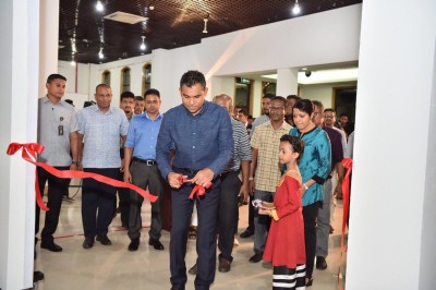 ތަރައްގީ އަކީ ކޮންކްރީޓް ޒީނަތްތެރިކަމެއް ނޫން، ކާރު ސައިކަލުގައި އުޅުމެއްވެސް ނޫން: ނައިބު ރައީސް